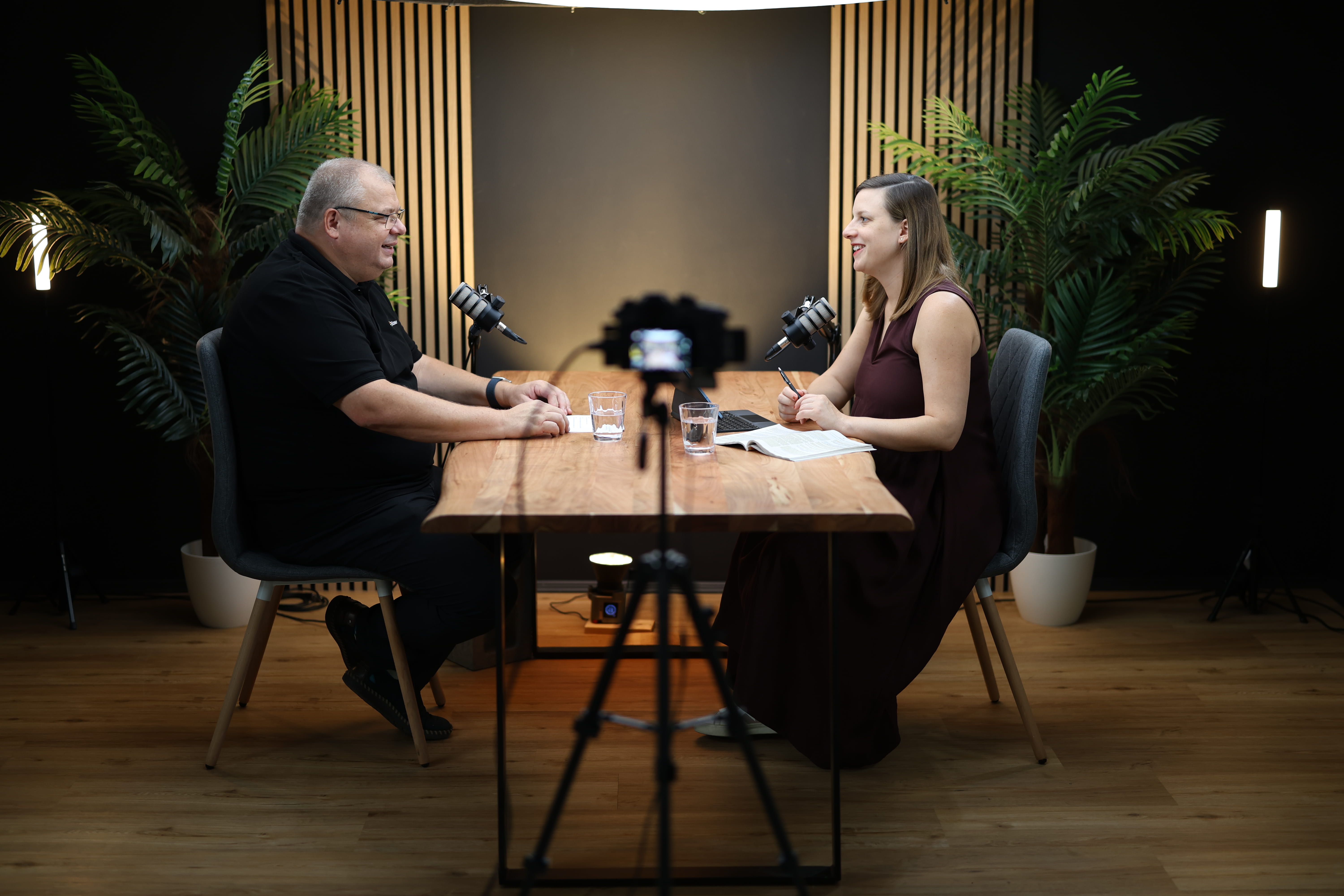HR mezi paragrafy: nový podcast, který vám ušetří čas nejen se zákoníkem práce